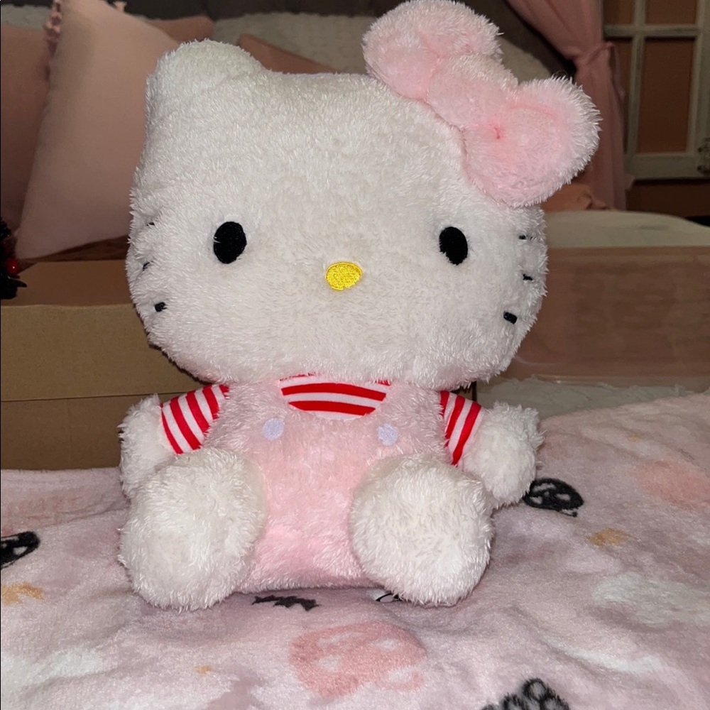 hello kitty plush